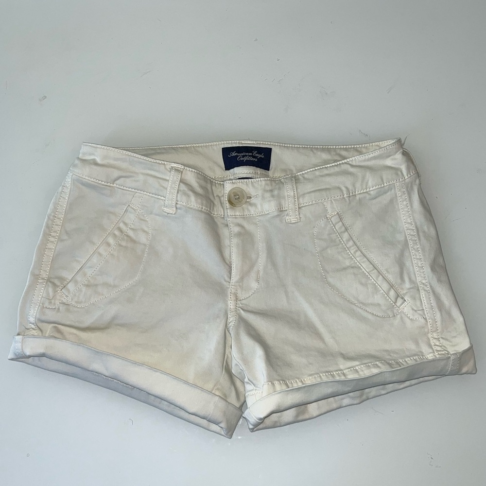 Brand new Tan American Eagle shorts with pockets